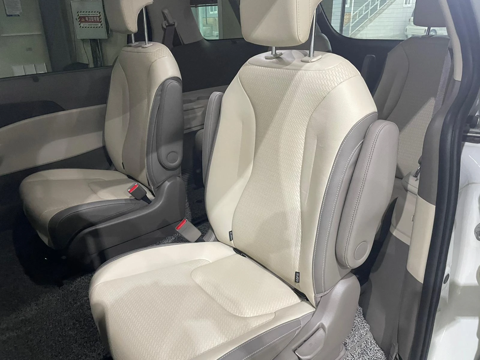 Kia Carnival 3.5 V6 ! 8+ 1 ! Signature ! | Mobile.bg � ����������� 9