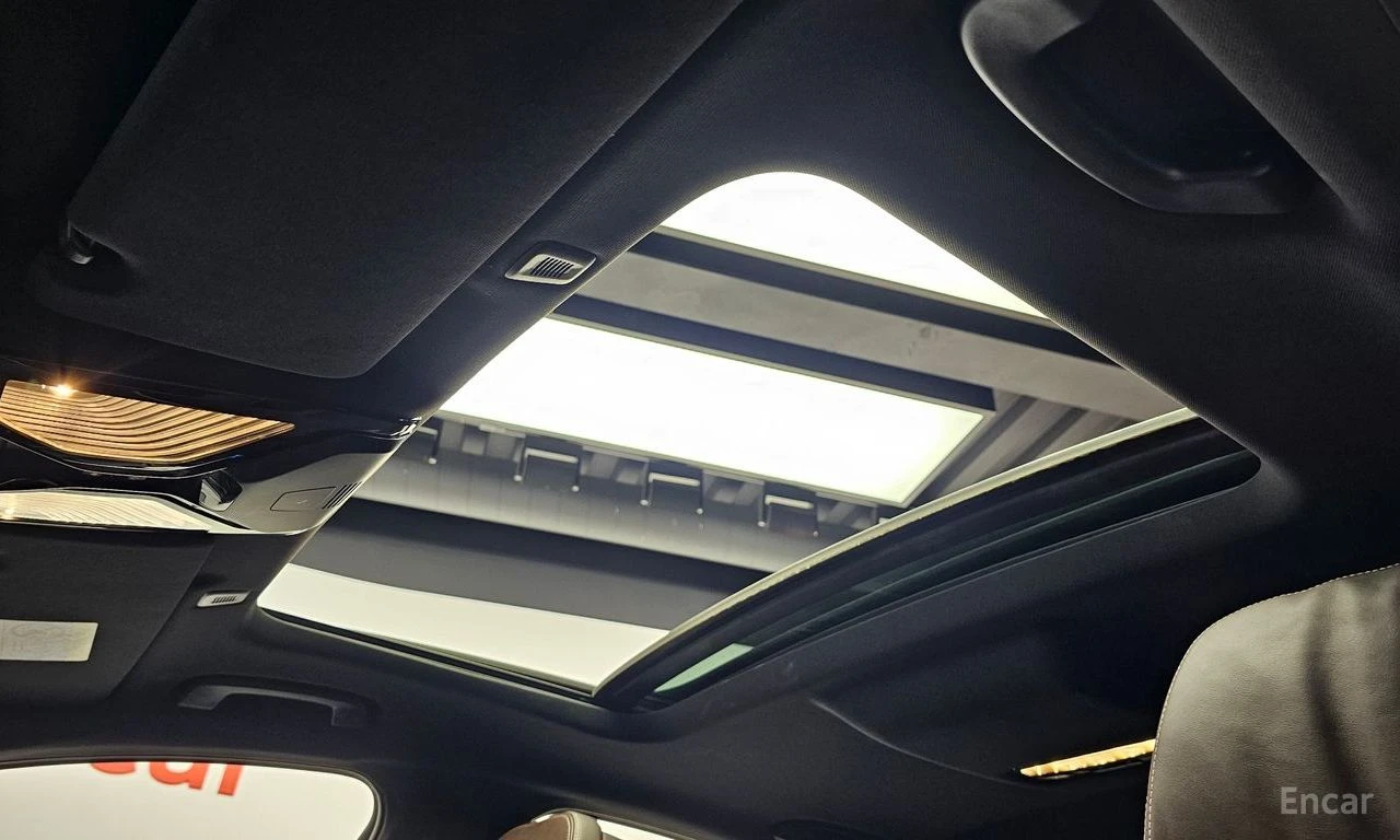 BMW 530E M* SPORT* ОБДУХВАНЕ* HARMON* KARDON* ДИСТРОНИК* ХЕ, снимка 16 - Автомобили и джипове - 55103810