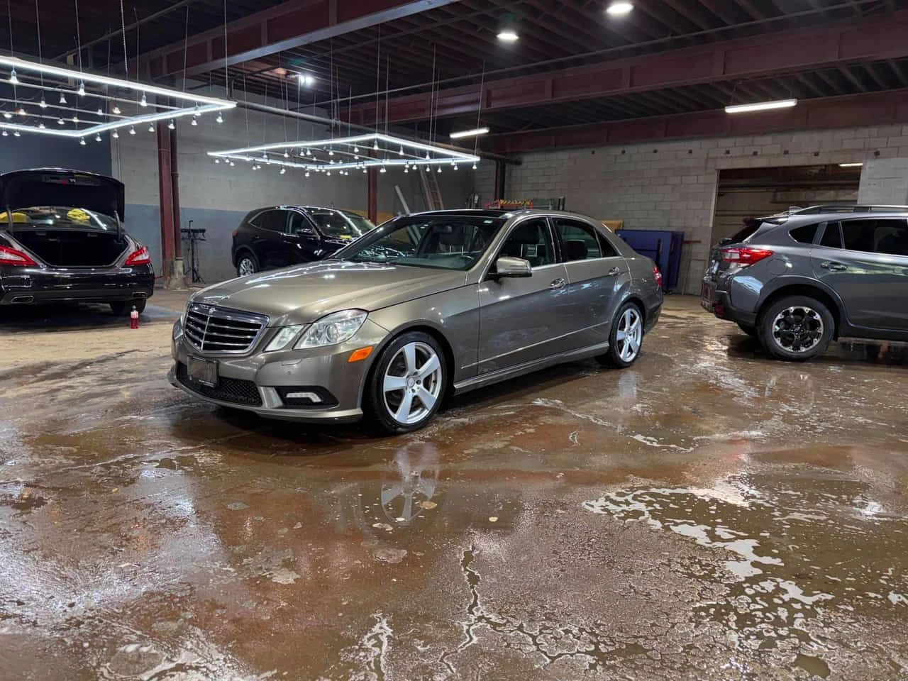 Mercedes-Benz E 350 * АВТОКРЕДИТ * БЕЗ ПЪРВОНАЧАЛНА ВНОСКА