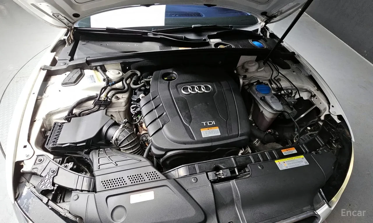 Audi A5, снимка 16 - Автомобили и джипове - 55472138