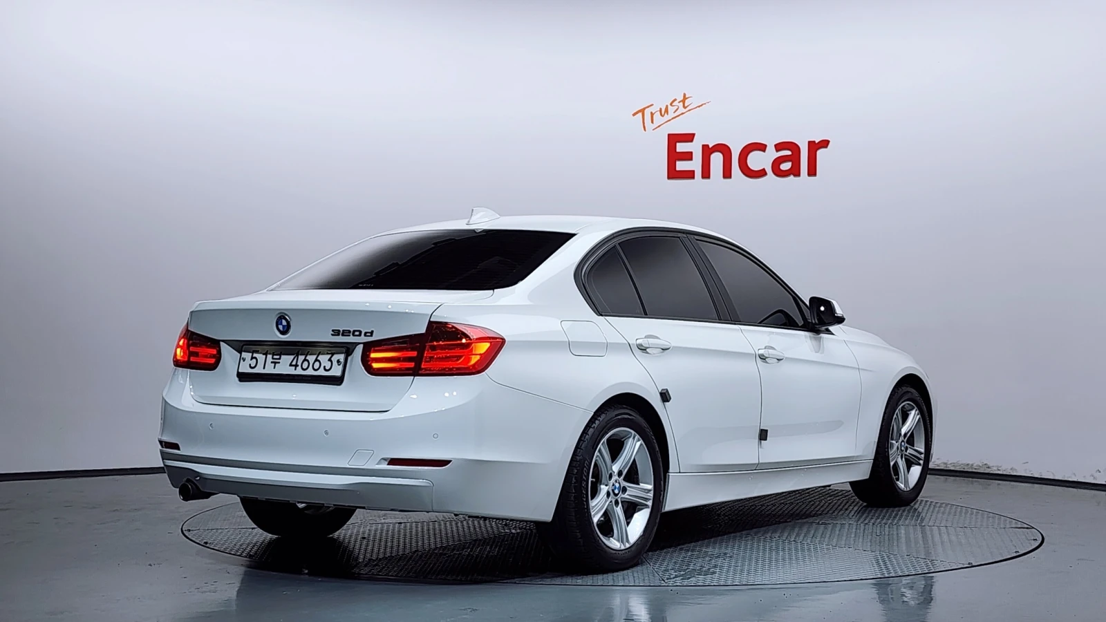 BMW 320 | ФИКСИРАНА ЦЕНА ДО БЪЛГАРИЯ | , снимка 2 - Автомобили и джипове - 55540644