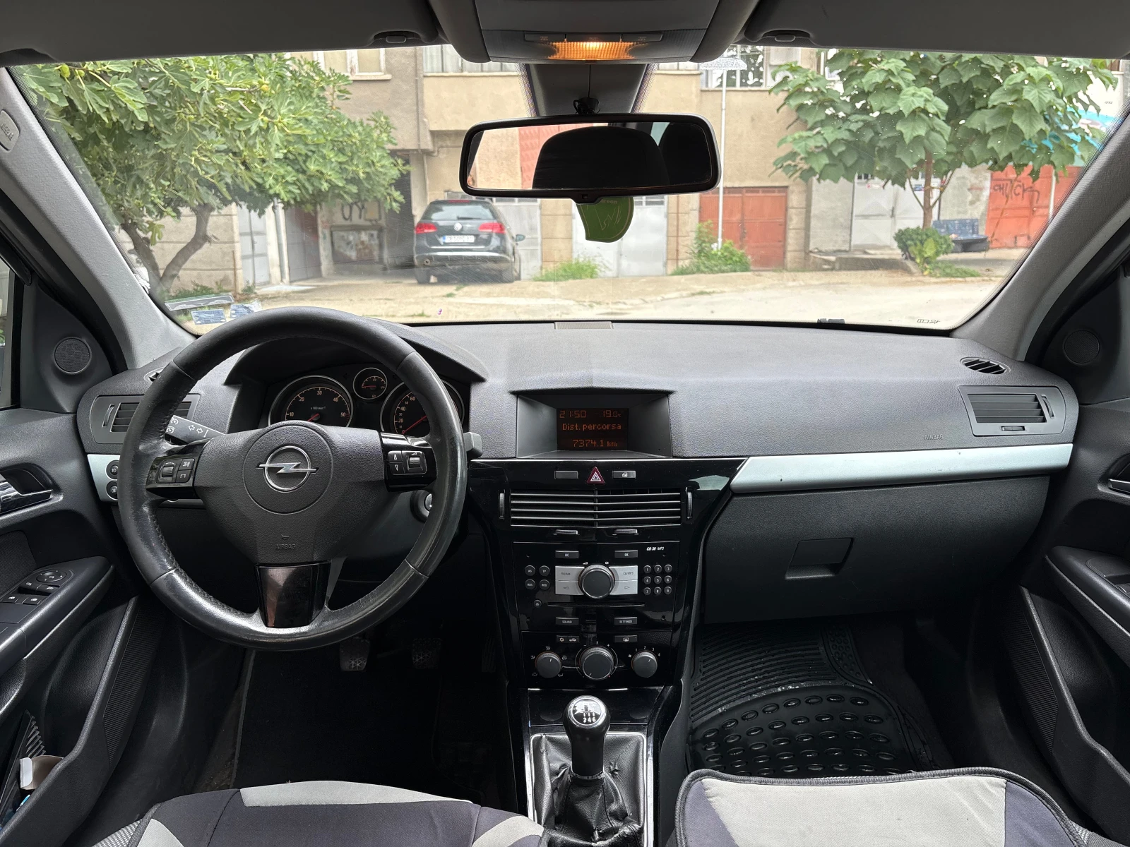 Opel Astra, снимка 3 - Автомобили и джипове - 55658765