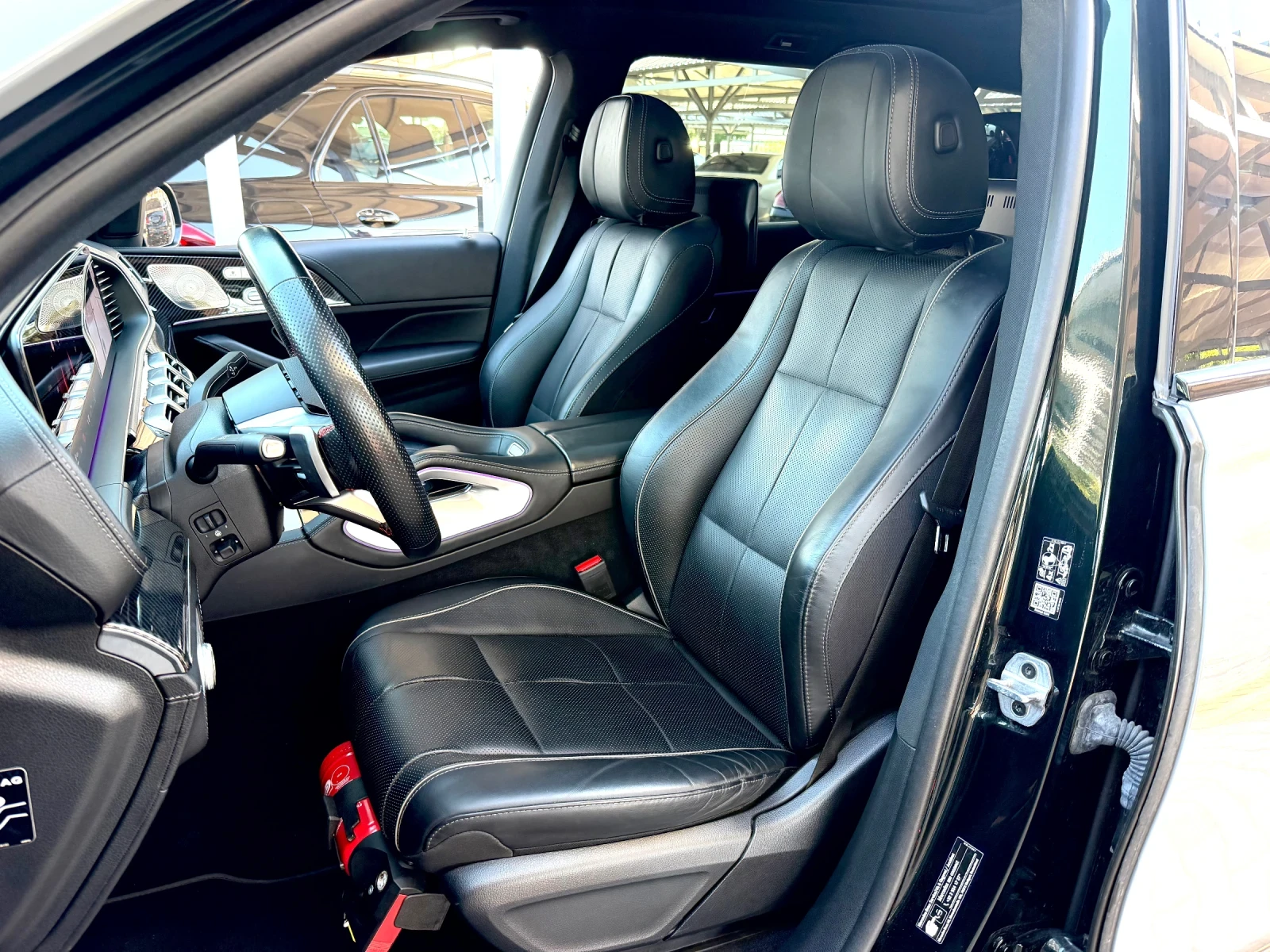 Mercedes-Benz GLS 450 D#DESIGNO#4xОБДУХ#4хМАСАЖ#ТАБЛЕТИ#FULL, снимка 12 - Автомобили и джипове - 55770912