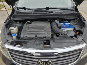 Kia Sportage 2.0CRDI NAVI АВТОМАТ4х4, снимка 17