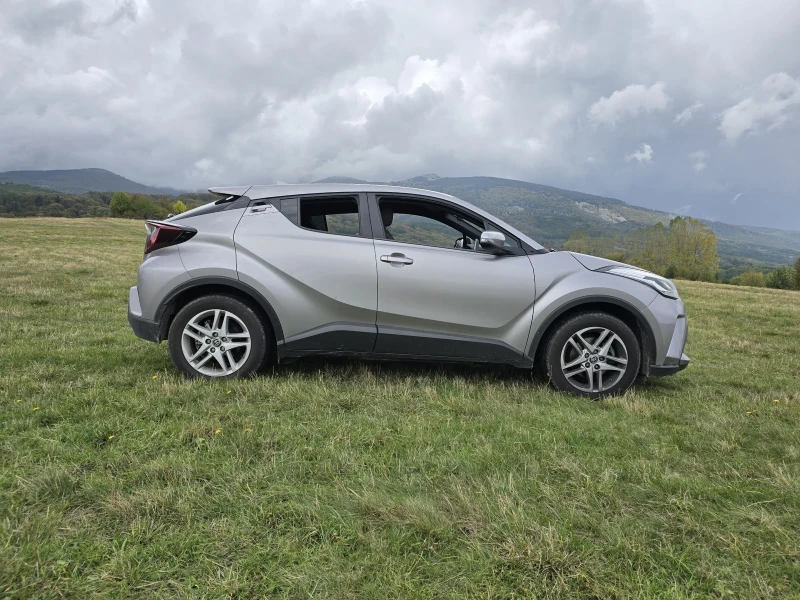 Toyota C-HR Benzin  48000km, снимка 4 - Автомобили и джипове - 47473679