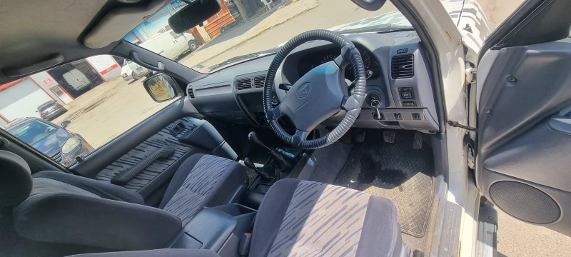 Toyota Land cruiser, снимка 6 - Автомобили и джипове - 52535857