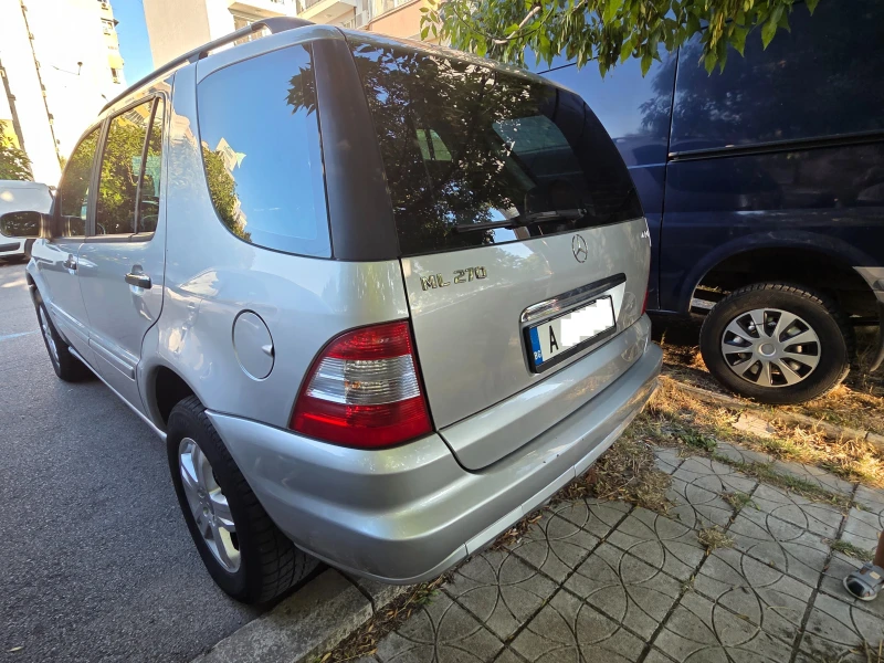 Mercedes-Benz ML 270, снимка 3 - Автомобили и джипове - 51880413
