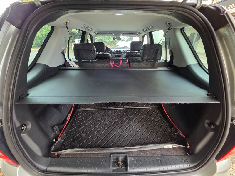 Mercedes-Benz ML 270, снимка 9 - Автомобили и джипове - 51880413