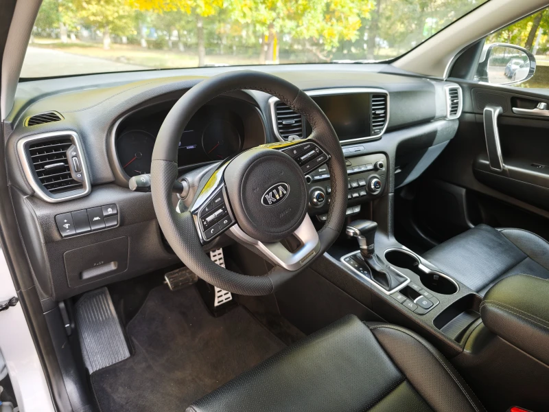 Kia Sportage 1.6 CRDI 4x4 - КОЛЕДНА ПРОМОЦИЯ !, снимка 10 - Автомобили и джипове - 52115706