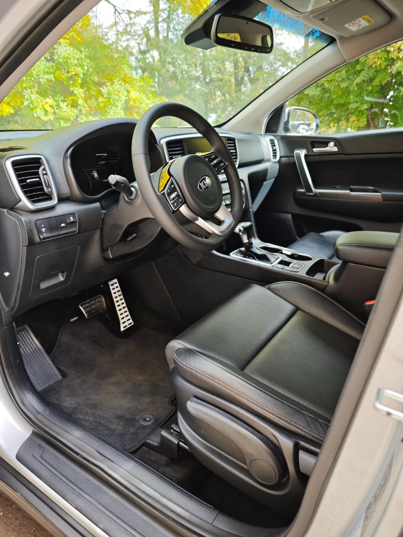 Kia Sportage 1.6 CRDI 4x4 - КОЛЕДНА ПРОМОЦИЯ !, снимка 9 - Автомобили и джипове - 52115706