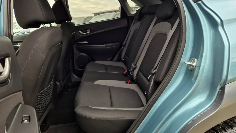Hyundai Kona 4x4 / РЕАЛНИ КМ. / ВСИЧКИ ЕКСТРИ, снимка 10 - Автомобили и джипове - 52774728