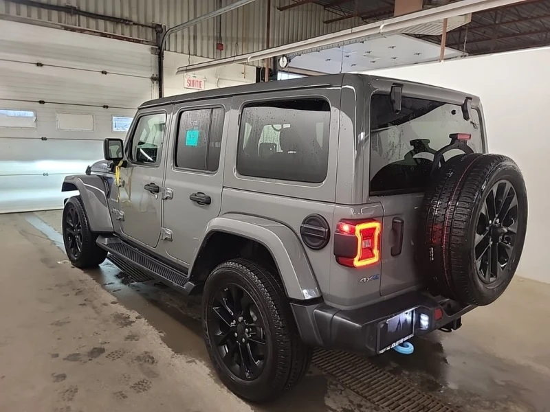 Jeep Wrangler * UNLIMITED SAHARA * CARFAX * БЕЗ ПЪРВОНАЧАЛНА ВНО, снимка 4 - Автомобили и джипове - 52962517