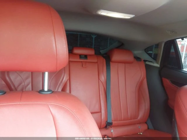 BMW X6 ДИГИТАЛНО* ТАБЛО* ПОДГРЕВ* КАМЕРА* КЕЙЛЕС* LANE* A, снимка 12 - Автомобили и джипове - 53033565