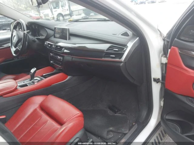 BMW X6 ДИГИТАЛНО* ТАБЛО* ПОДГРЕВ* КАМЕРА* КЕЙЛЕС* LANE* A, снимка 9 - Автомобили и джипове - 53033565