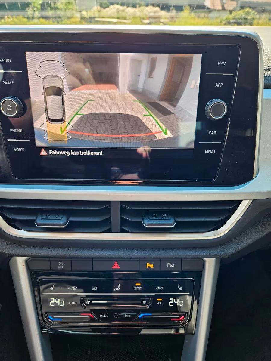 VW T-Roc 2.0TDI/GOAL/150HP/DSG/NAVI/ACC/AMBI/LED/CAM/642f - изображение 10