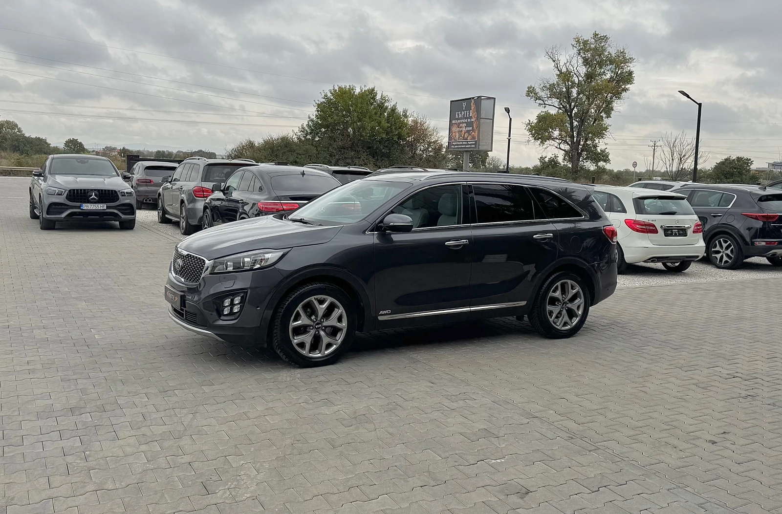 Kia Sorento 2.2CRDi AWD Обдух/Подгрев/Пано/Keyless/360Камера - изображение 2