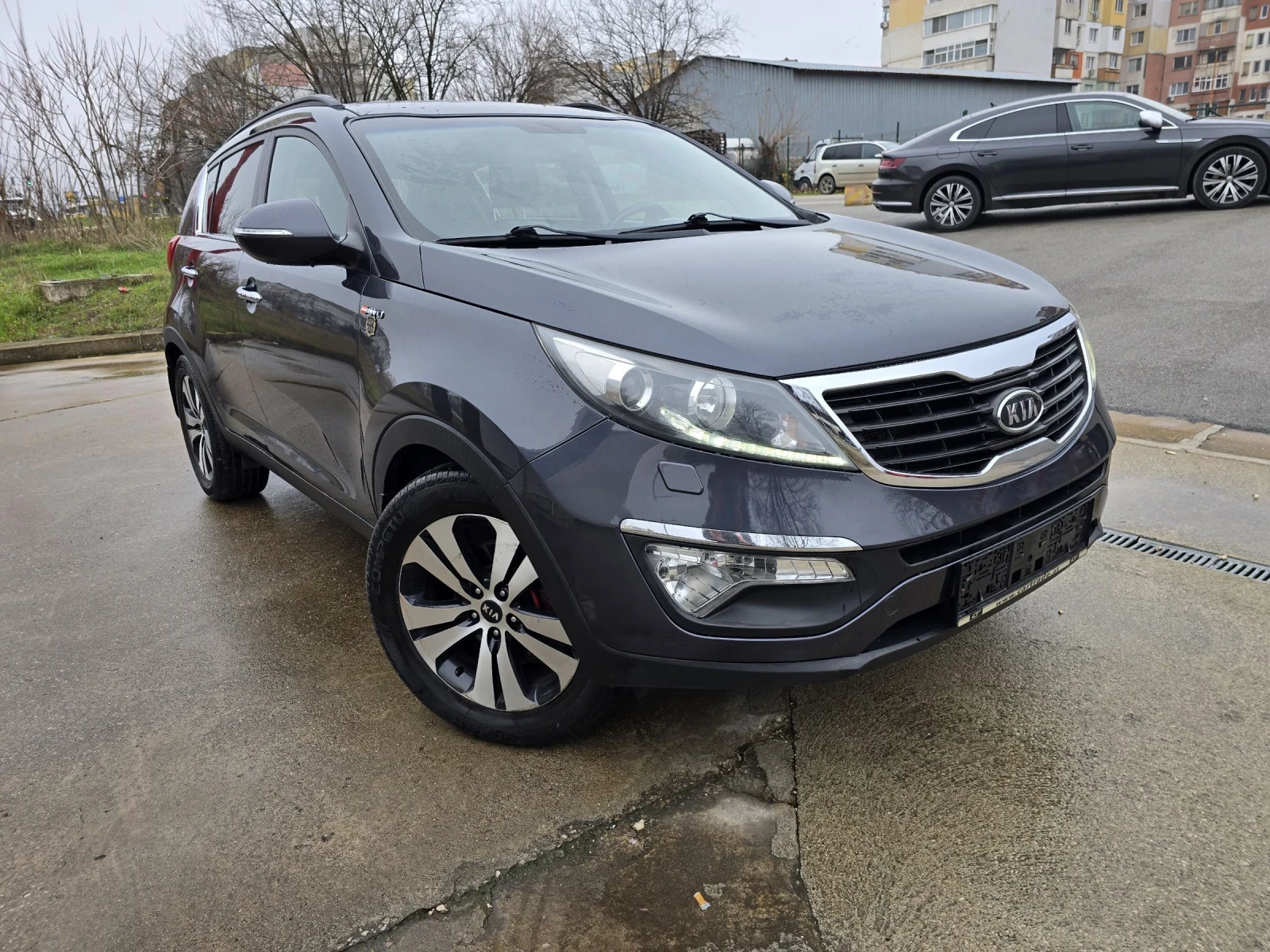 Kia Sportage 2.0CRDI NAVI АВТОМАТ4х4 - изображение 5