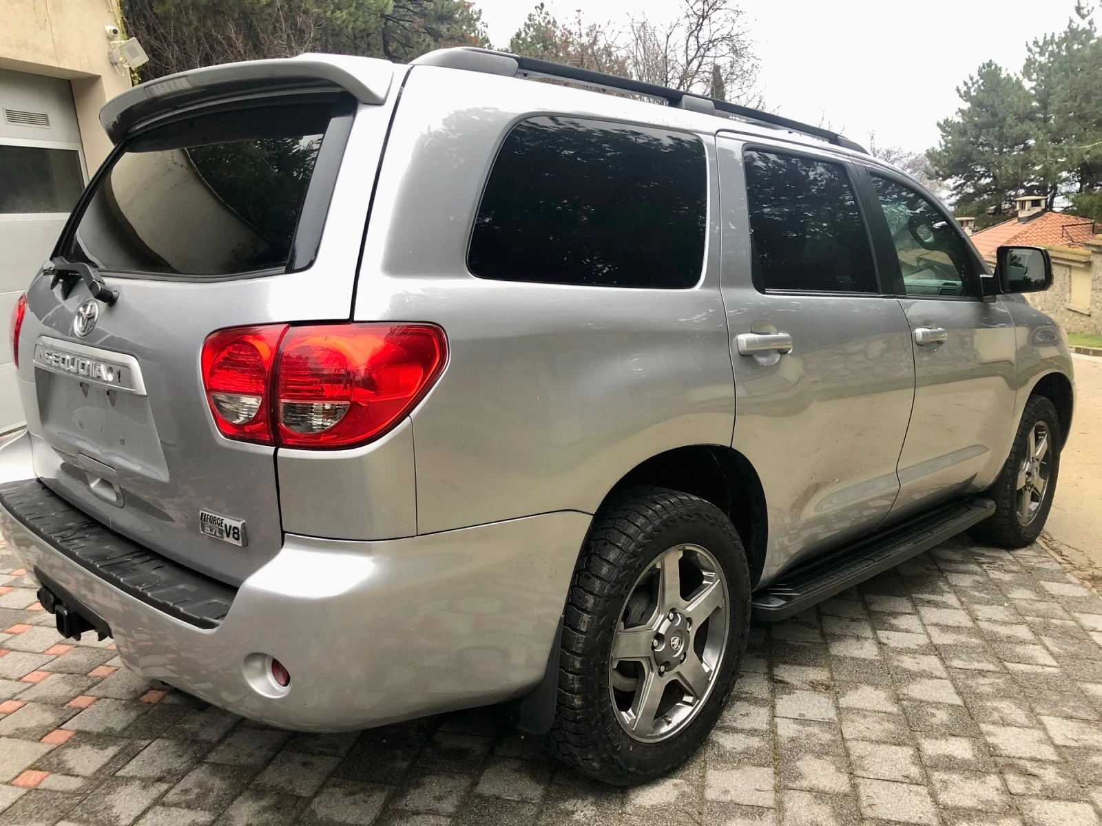 Toyota Sequoia 5.7i SRS | Mobile.bg � ����������� 5