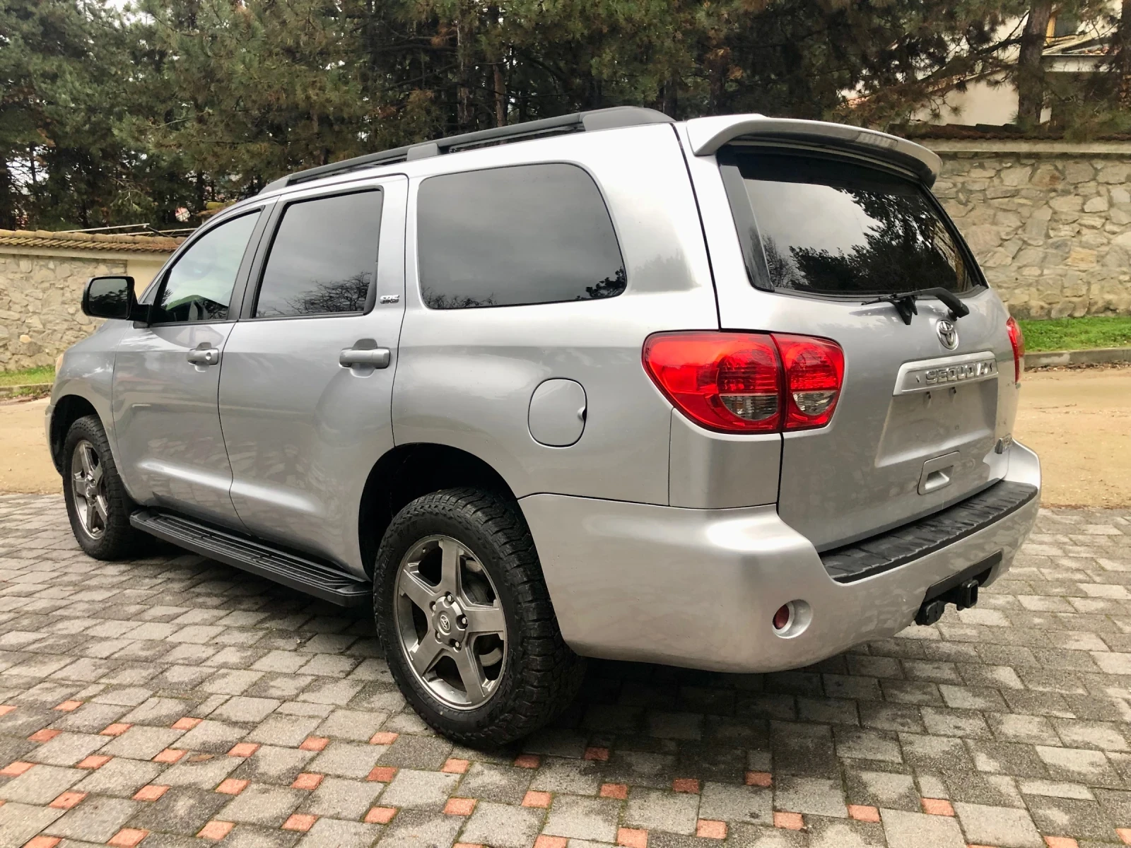Toyota Sequoia 5.7i SRS | Mobile.bg � ����������� 3
