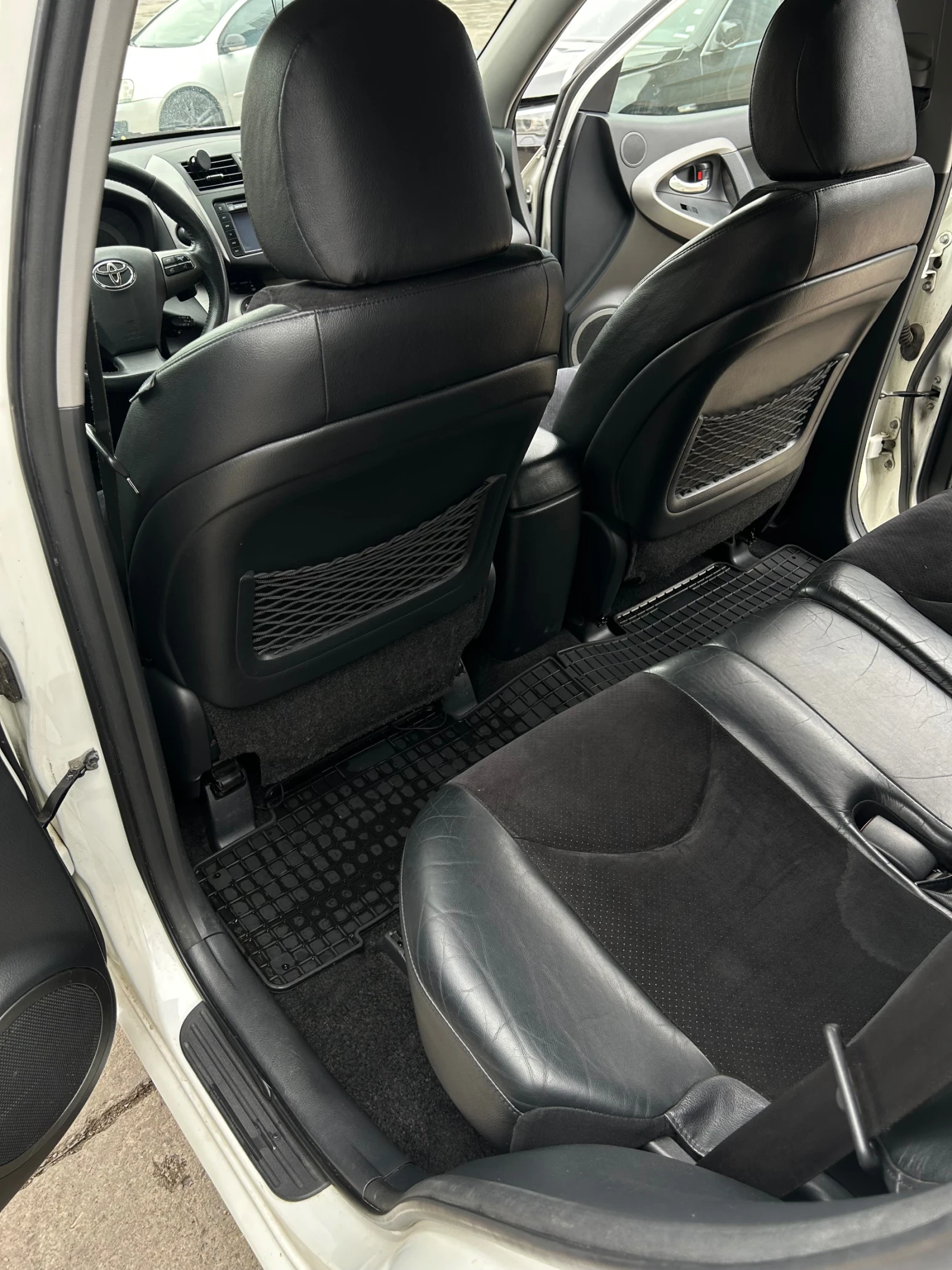 Toyota Rav4 | Mobile.bg � ����������� 11