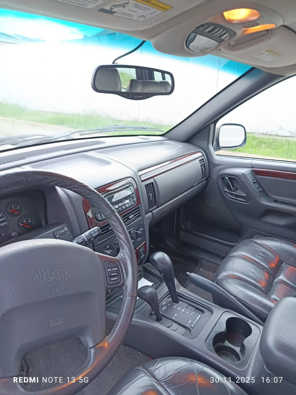 Jeep Grand cherokee, снимка 6 - Автомобили и джипове - 54200009