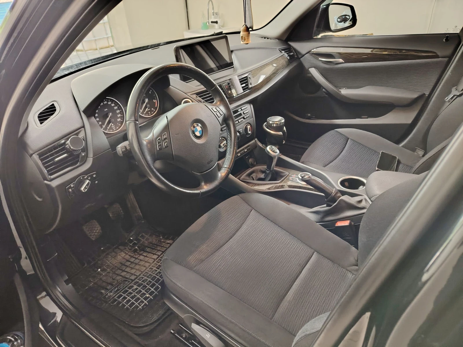 BMW X1 Sdrive18d, снимка 10 - Автомобили и джипове - 54349564