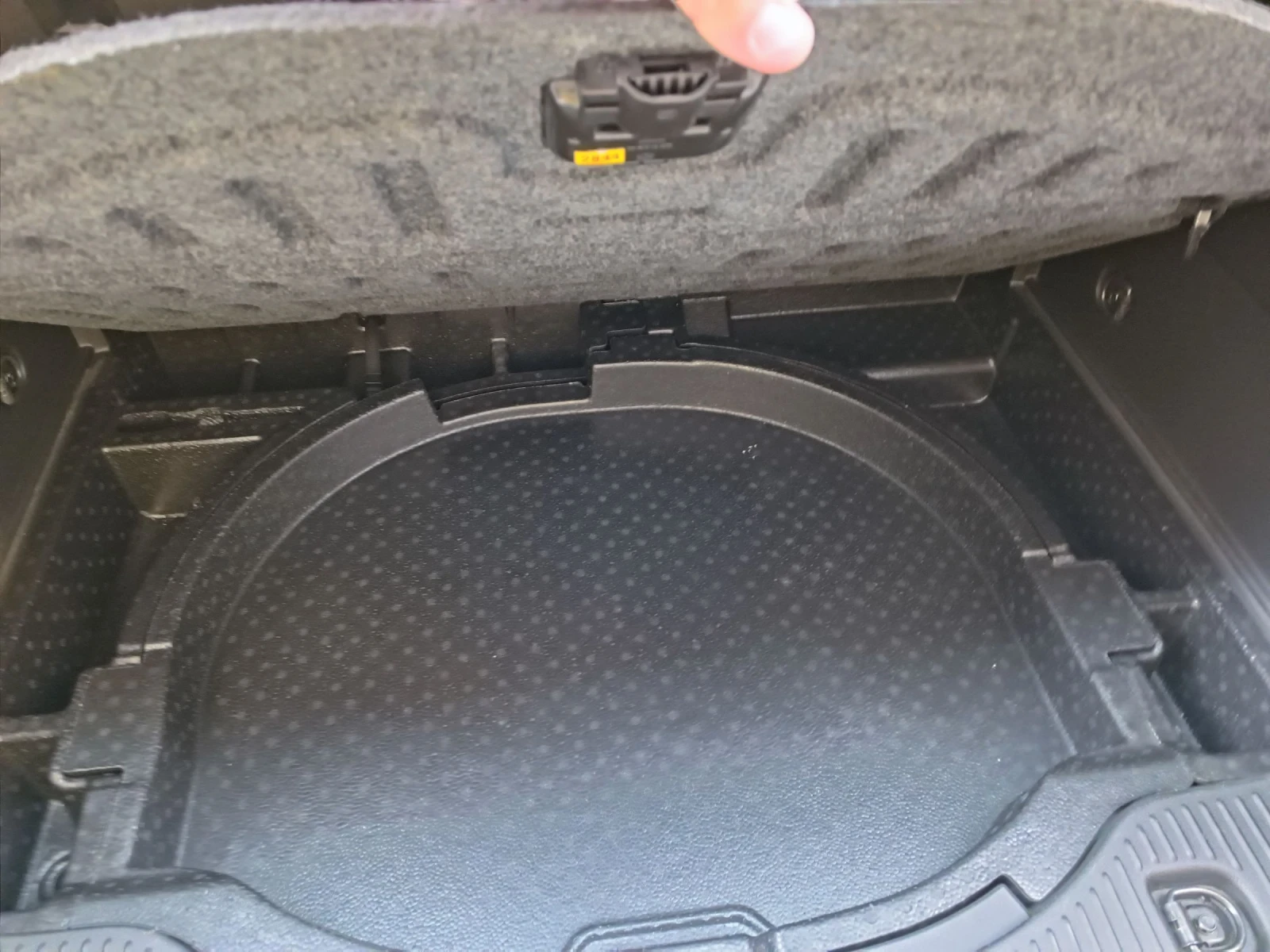 Opel Mokka 1.4i turbo 4x4 АвтоКаско, снимка 16 - Автомобили и джипове - 54477803