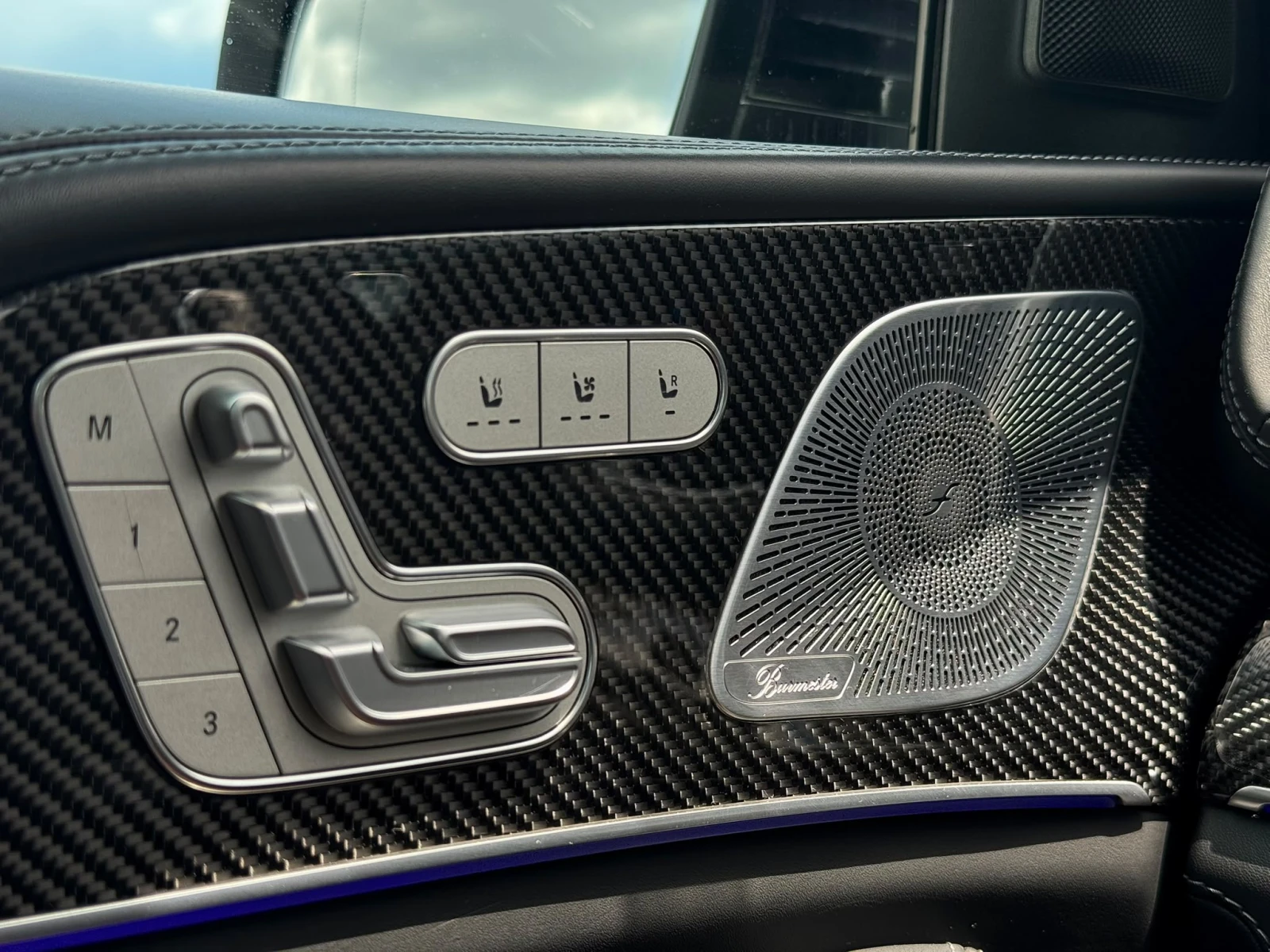 Mercedes-Benz GLS 63 AMG Full Carbon* Вакум* Burmester* Pano* 7-м, снимка 12 - Автомобили и джипове - 55237451
