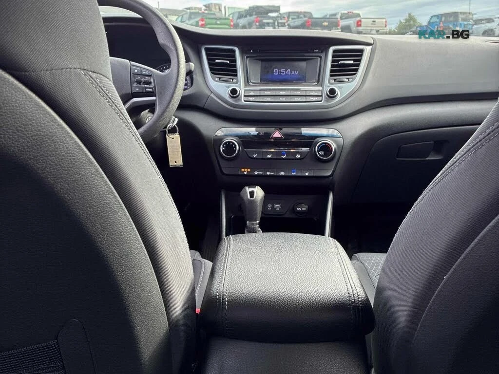 Hyundai Tucson 2.0L * SE * AWD * АвтоКредит * (ЦЕНА ДО БГ), снимка 8 - Автомобили и джипове - 56159187