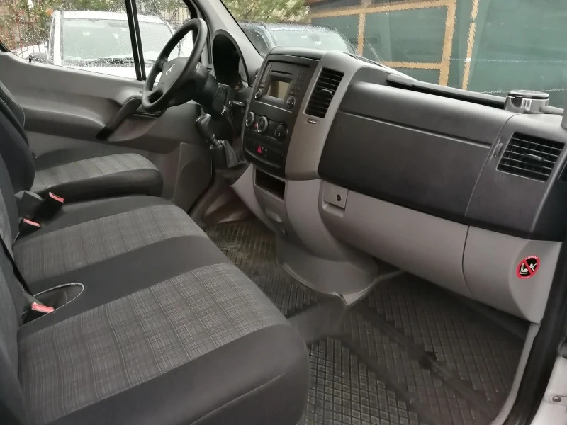 Mercedes-Benz Sprinter 211 CDI, снимка 13 - Бусове и автобуси - 45782413