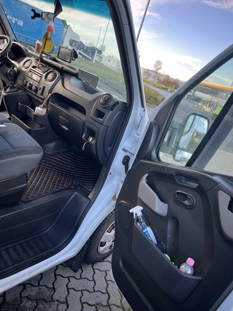 Renault Master 2.3, снимка 11 - Бусове и автобуси - 48301068