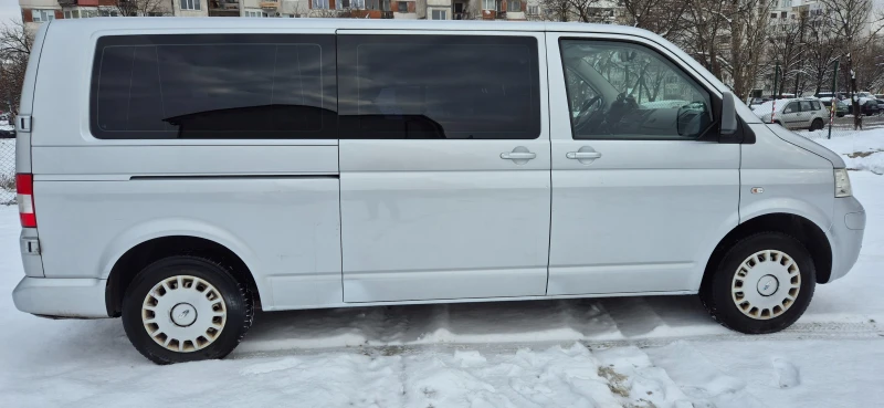 VW Caravelle, снимка 5 - Бусове и автобуси - 49192539