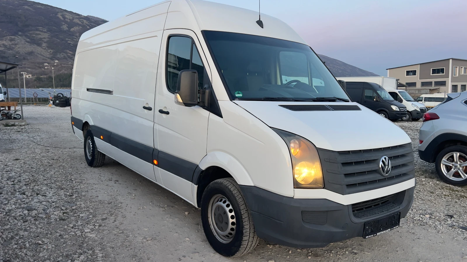 VW Crafter МАКСИ 163 коня, снимка 2 - Бусове и автобуси - 53843637