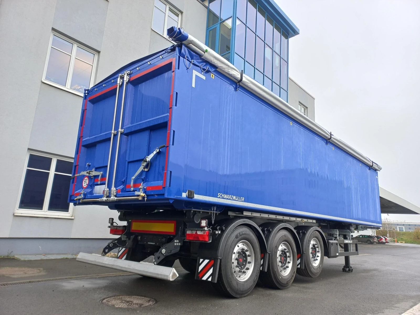  Stas Schwarzmueller 55m3, 3  | Mobile.bg   16