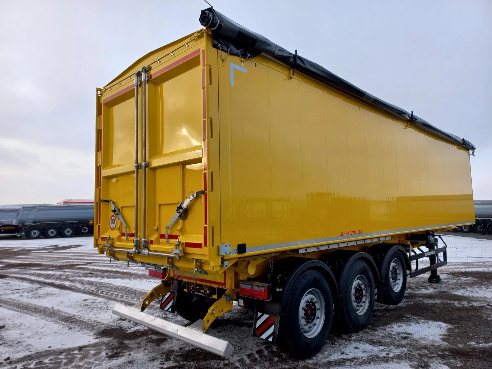  Stas Schwarzmueller 55m3, 3  | Mobile.bg   14