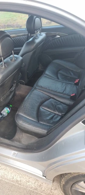 Mercedes-Benz E 320, снимка 5