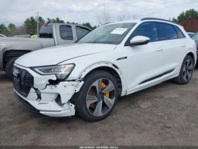 Audi E-Tron Premium Plus quattro, снимка 2