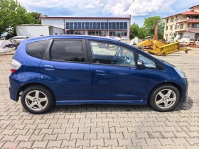 Honda Jazz АВТОМАТИК 1.4i 99кс, снимка 9