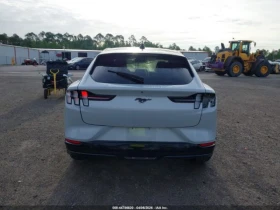 Ford Mustang Mach-E Premium AWD, снимка 6