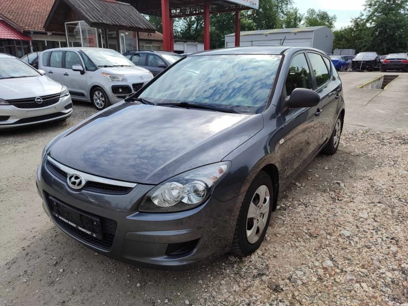 Hyundai I30 1.4i, снимка 1 - Автомобили и джипове - 41812282