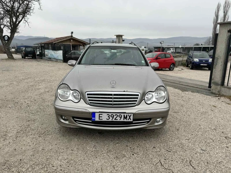 Mercedes-Benz C 220, снимка 2 - Автомобили и джипове - 47003456