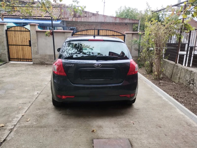 Kia Ceed 1.4, снимка 7 - Автомобили и джипове - 47483125