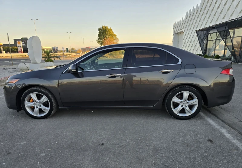 Honda Accord 2.2i-DTEC Distronic.Navi., снимка 6 - Автомобили и джипове - 47695733