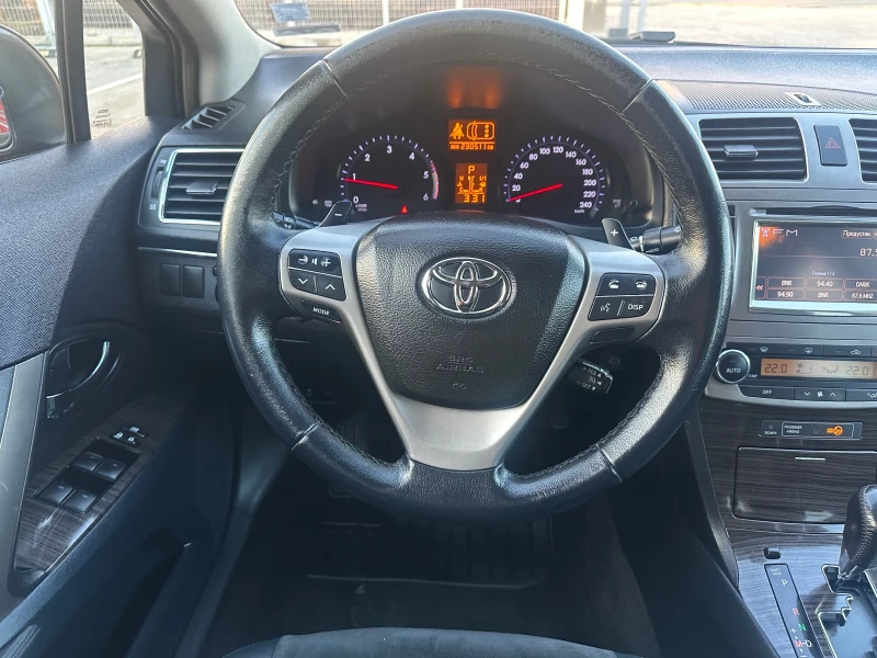 Toyota Avensis, снимка 11 - Автомобили и джипове - 48868869