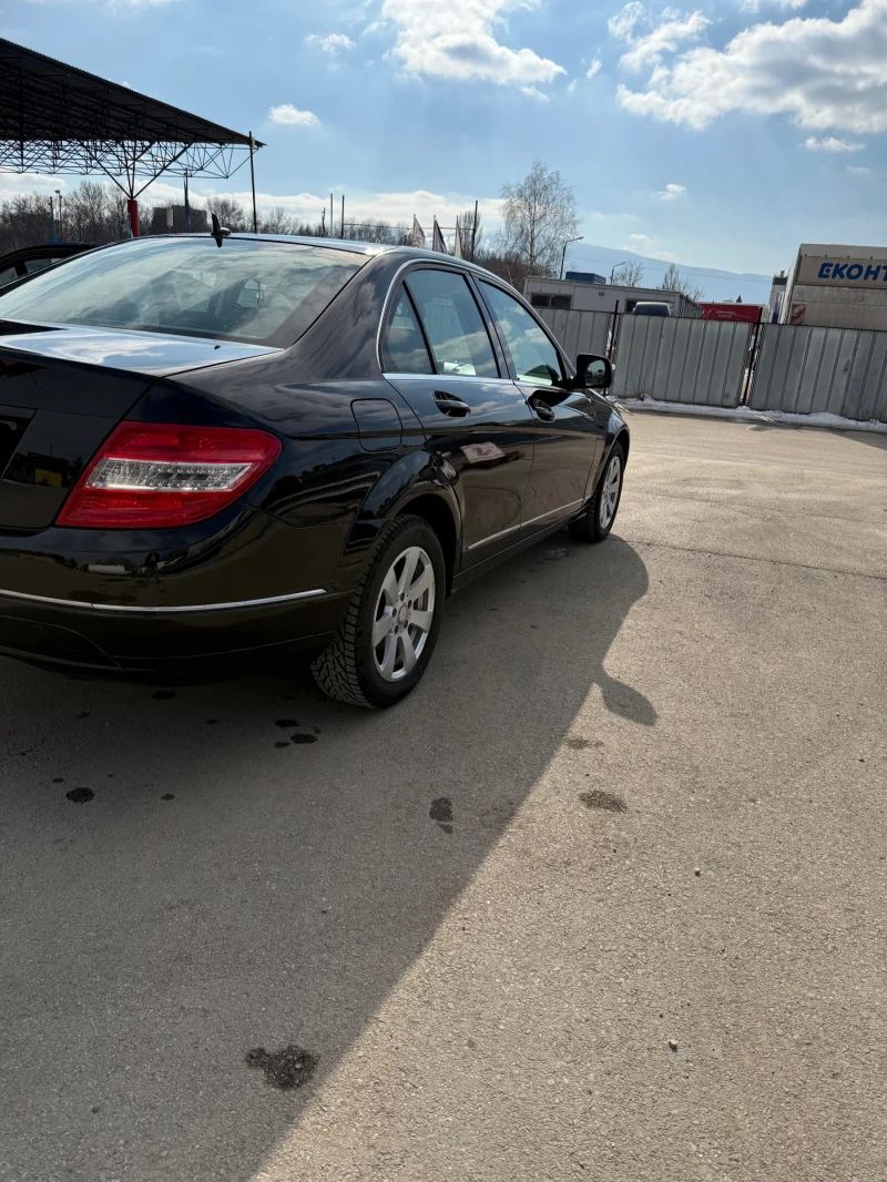 Mercedes-Benz C 200, снимка 7 - Автомобили и джипове - 49222592