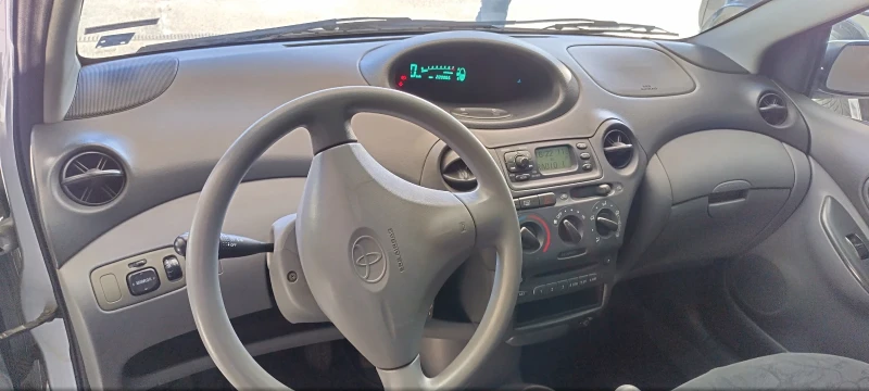 Toyota Yaris, снимка 6 - Автомобили и джипове - 49414319