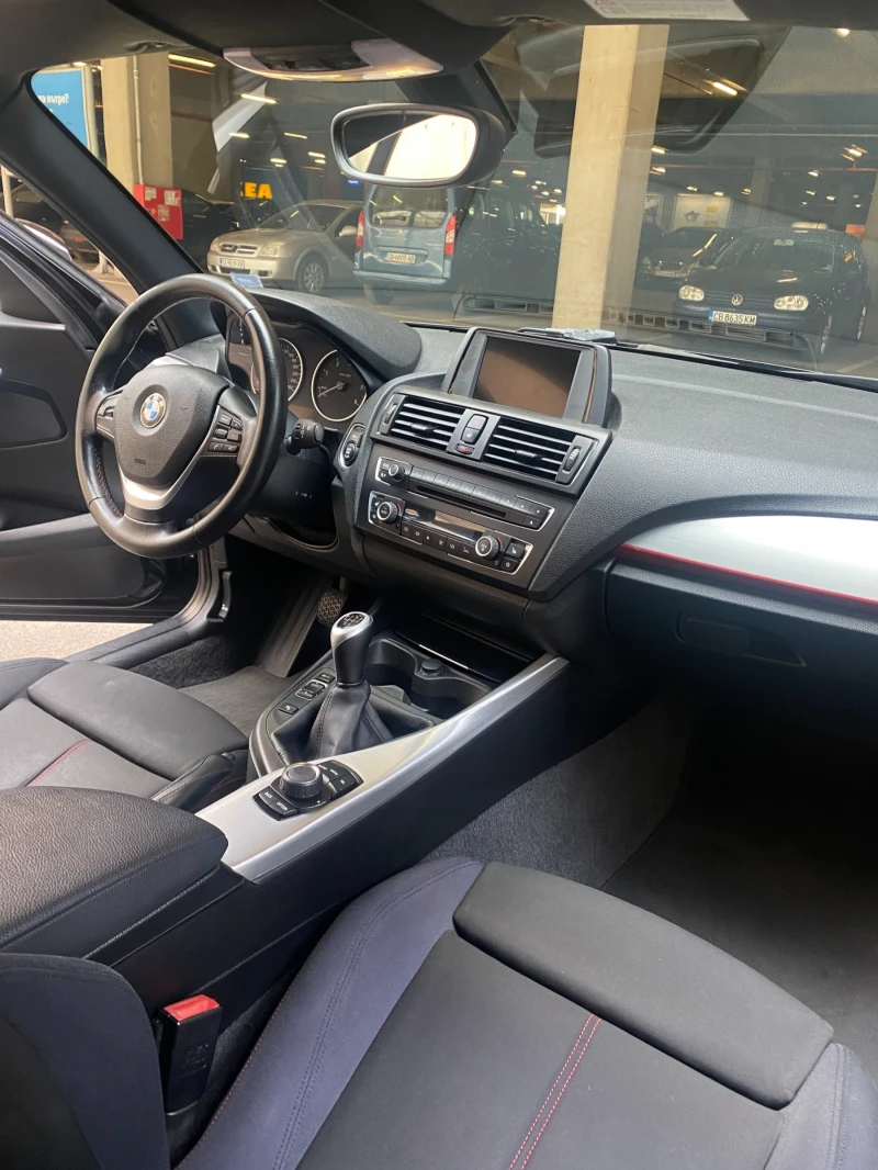 BMW 116 D Sport, снимка 11 - Автомобили и джипове - 49595947