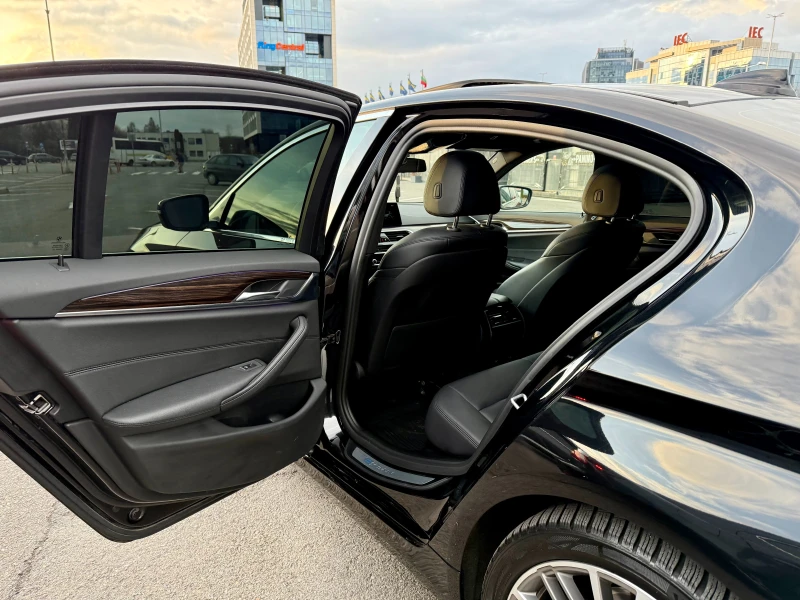 BMW 530E xDrive IPerformance Plug-in-Hybrid, снимка 12 - Автомобили и джипове - 51129909