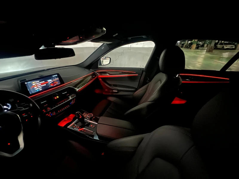 BMW 530E xDrive IPerformance Plug-in-Hybrid, снимка 15 - Автомобили и джипове - 51129909