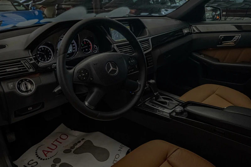 Mercedes-Benz E 250 AMG/4Matic/Distronik/Side Assist/Leader brown/BiXe, снимка 7 - Автомобили и джипове - 51124640